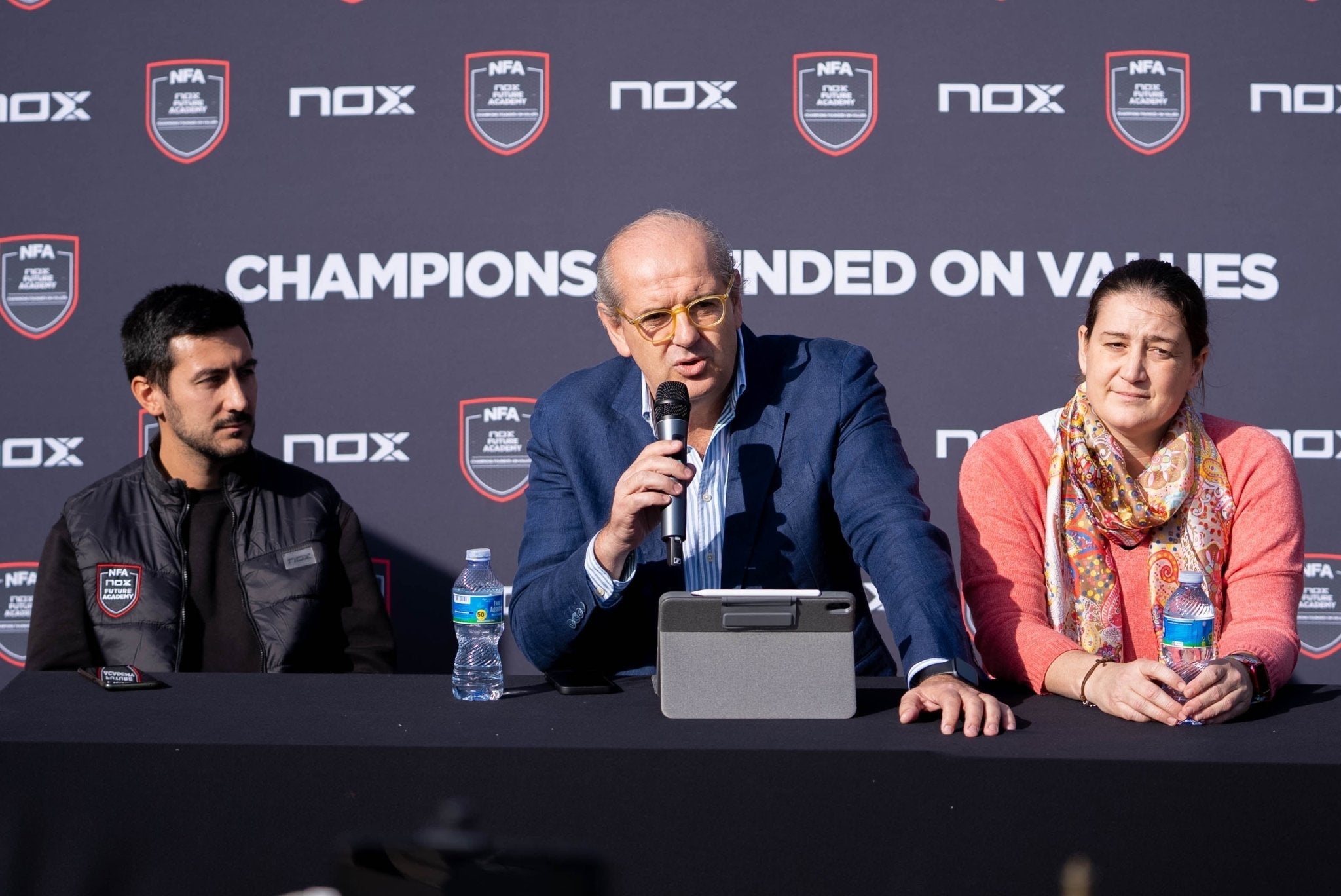 NOX presenta ante los medios su proyecto de formación de jóvenes talentos - NOX