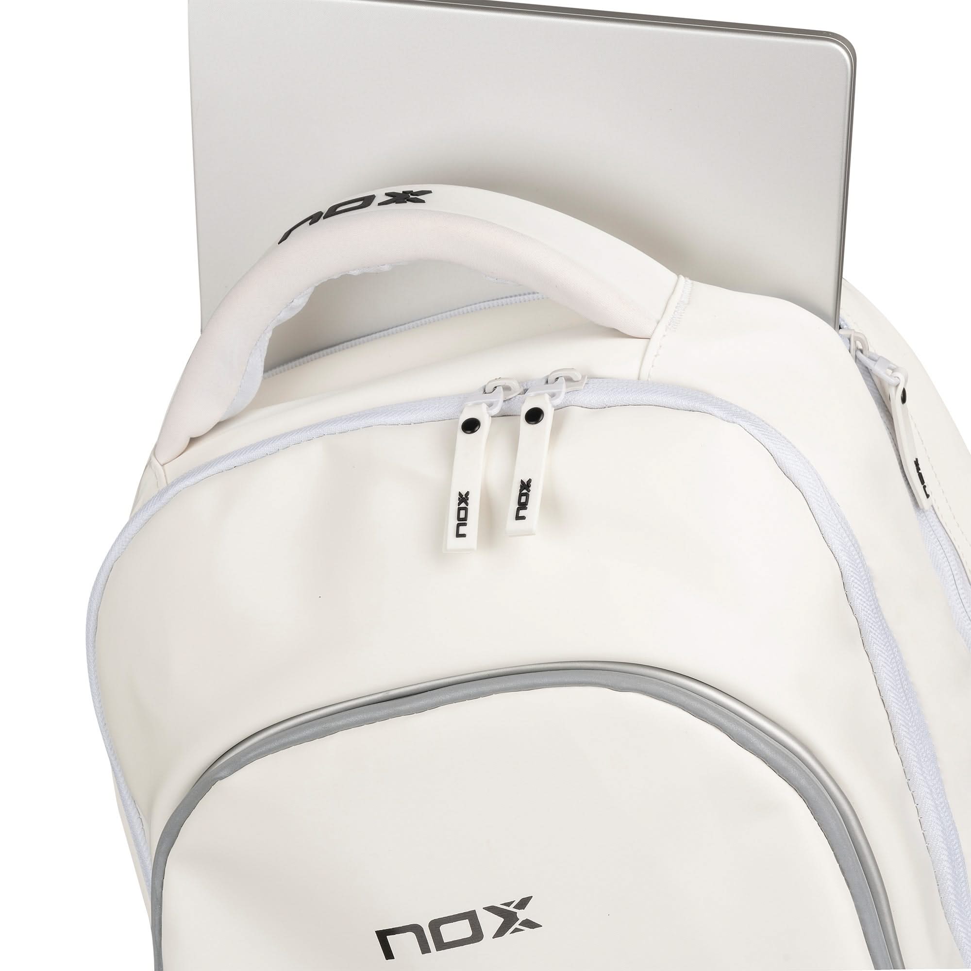 Mochila PRO SERIES blanco - NOX2024Mochilas