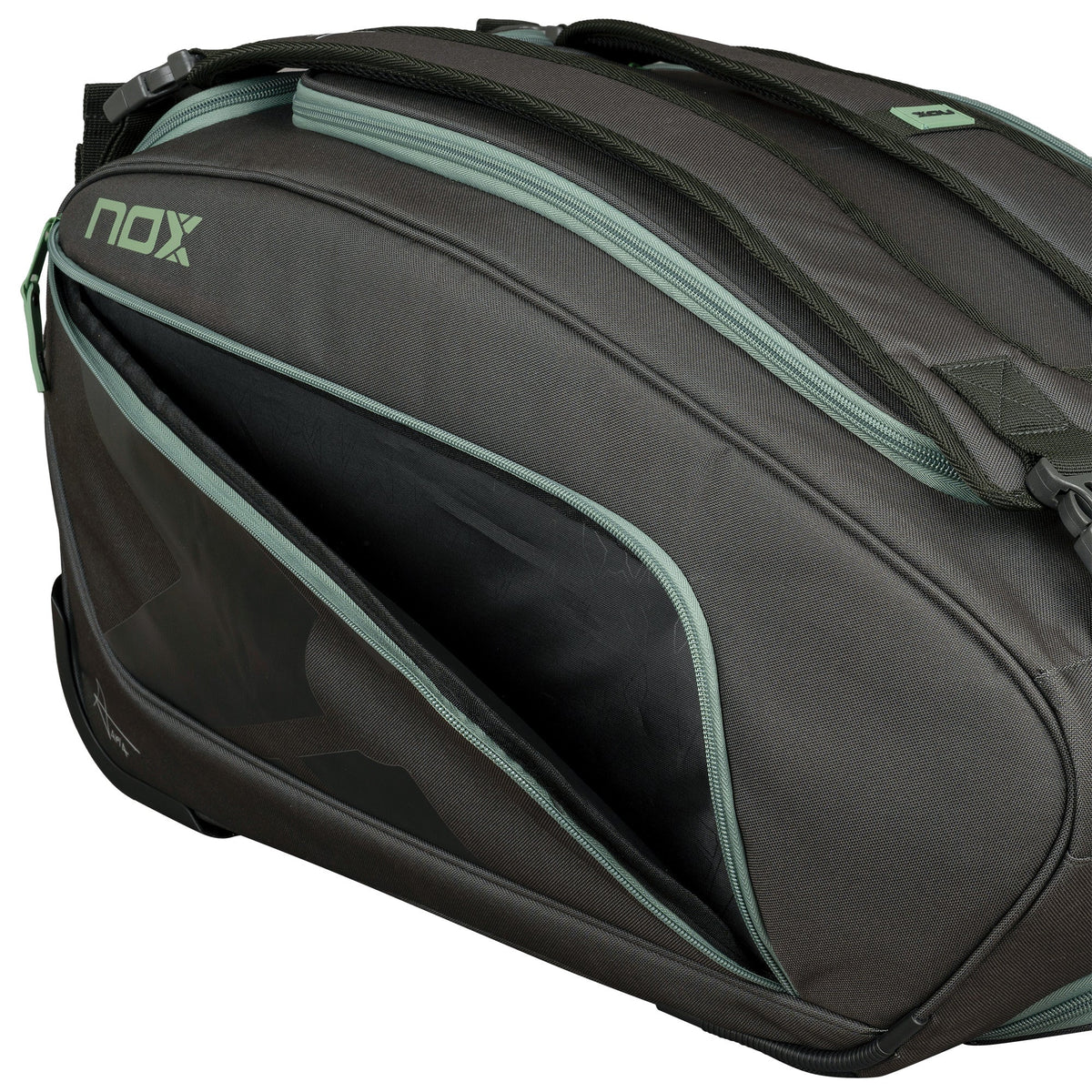 AT10 COMPETITION Trolley Bag